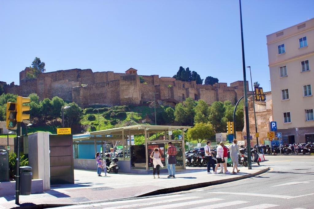 Merced Luxury Malaga Exterior photo
