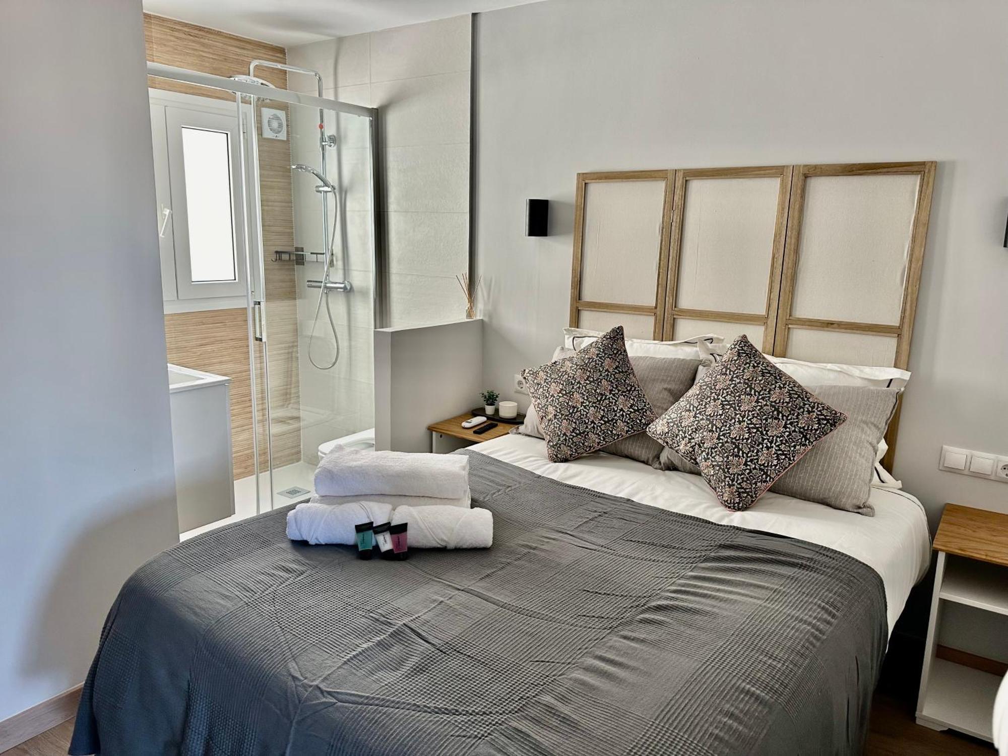Merced Luxury Malaga Exterior photo